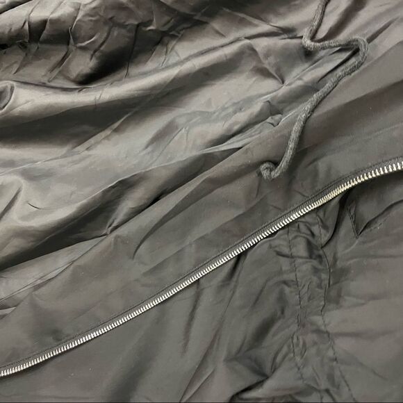 Plastic Island Black Windbreaker Black - Picture 9 of 9